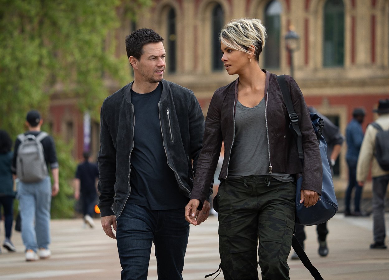 Mark Wahlberg and Halle Berry in The Union.